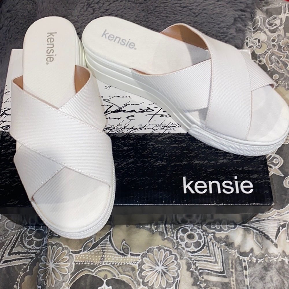 Kenzie platform sandals
